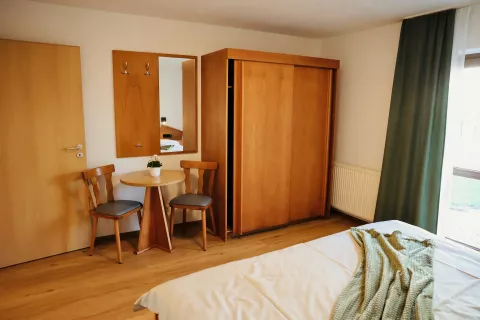 Im Wiesle Schlafzimmer 2