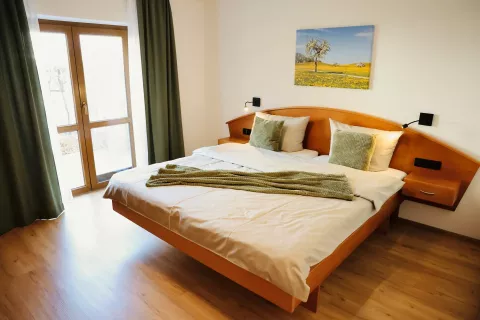Im Wiesle Schlafzimmer 2