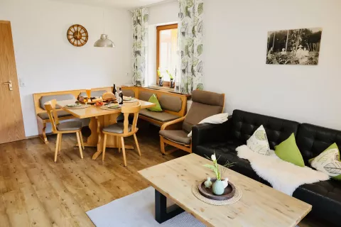 Hopfengarten Wohnzimmer Esszimmer
